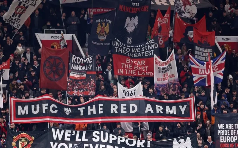 مانشستر يونايتد.. خسائر مالية مستمرة رغم خفض التكاليف الجذرية 2025